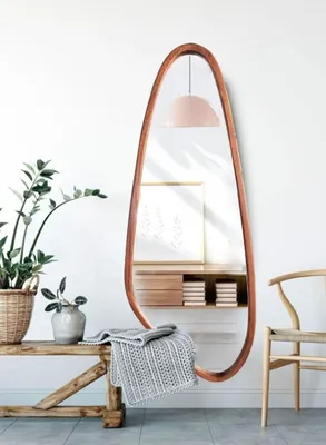 מראה מעוצבת דגם GALI מסגרת עץ טבעי בגוון אגוז -170 סמ