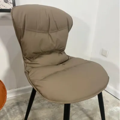 כסא אוכל מעוצב דגם DAN דמוי עור