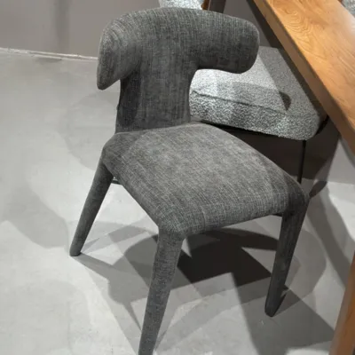 כסא אוכל מעוצב דגם NIKI בד אריג בגוון אפור כהה
