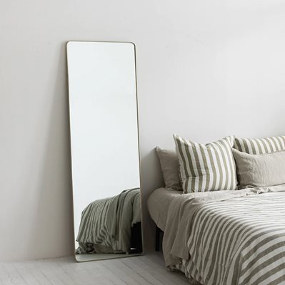 מראה מעוצבת מלבנית מסגרת דקה זהב -מבחר מידות לבחירה