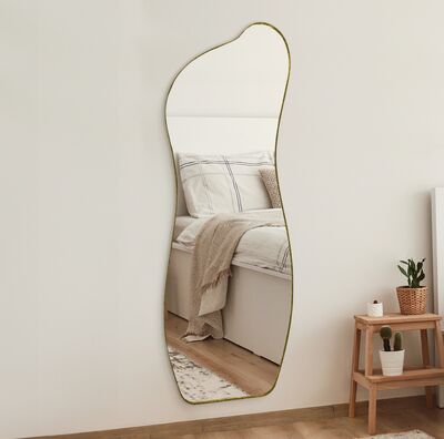 מראה גוף אמורפית מעוצבת דגם EMORF מסגרת מתכת זהב-170 סמ